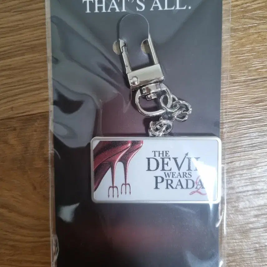 [BUNJANG] The Devil Wears Prada 2 Early Bird Bonus Keychain / 메가박스 영화 악마는 프라다를 입는다 2 얼리버드 특전 키링