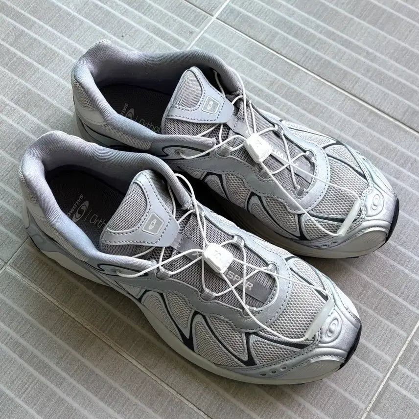 [BUNJANG] Salomon XT-Whisper Silver Running Shoes Sneakers / (정품) 살로몬  XT-위스퍼 255 / 신발 / 운동화 /