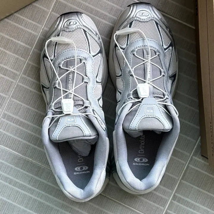 [BUNJANG] Salomon XT-Whisper Silver Running Shoes Sneakers / (정품) 살로몬  XT-위스퍼 255 / 신발 / 운동화 /