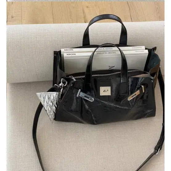 [BUNJANG] Blanc Genuine Leather Scrap Bag Shoulder Bag / 블랑 소가죽 스크랩백 숄더백 거의 새거 한번 사용!