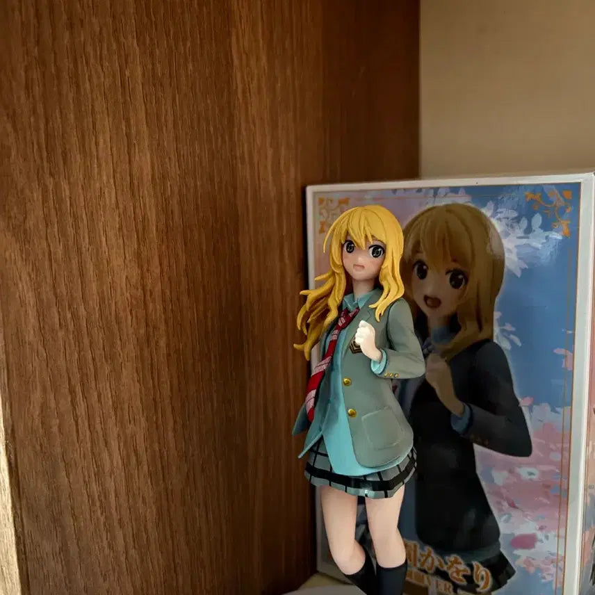 [BUNJANG] Your Lie in April Miyazono Kaori Figure / 4월은 너의 거짓말 미야조노 카오리 피규어