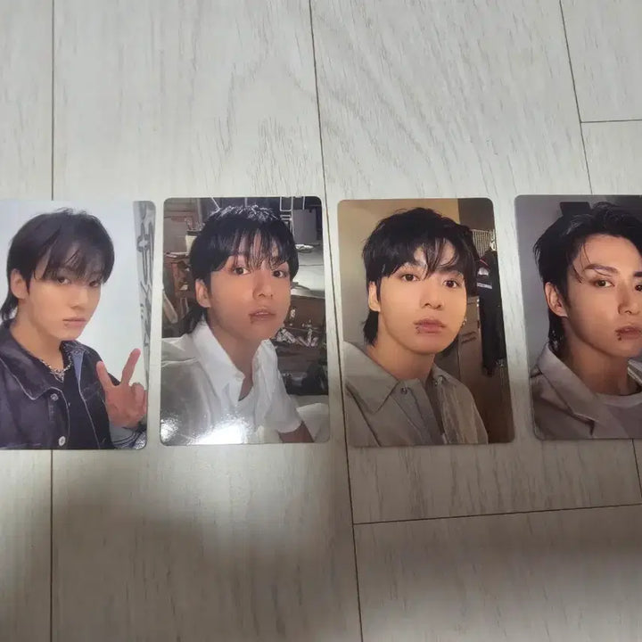 [BUNJANG] BTS Jungkook Golden Album Set (Weverse Early Bird POB Included) / 정국 Golden 앨범 3종 세트 (위버스앨범, 얼리버드특전 포함)