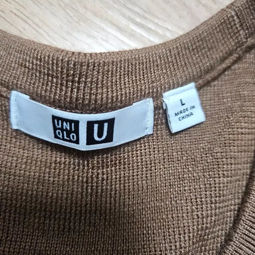 [BUNJANG] Uniqlo Round Neck Knit Sweater / 니트티