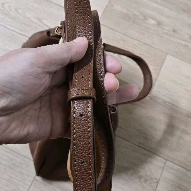 [BUNJANG] Elsa Verrono Brown Leather Tote Bag / 엘사베로니 브라운 가죽 토트백