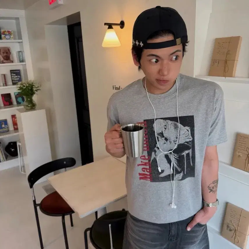 [BUNJANG] Amou Cropped Short Sleeve T-Shirt / [택달린 새상품] 아모우 크롭 반팔 티셔츠