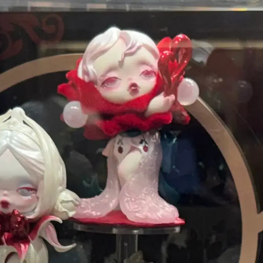 [BUNJANG] POP MART Skullpanda "The Vow" Ow Flower Petal&