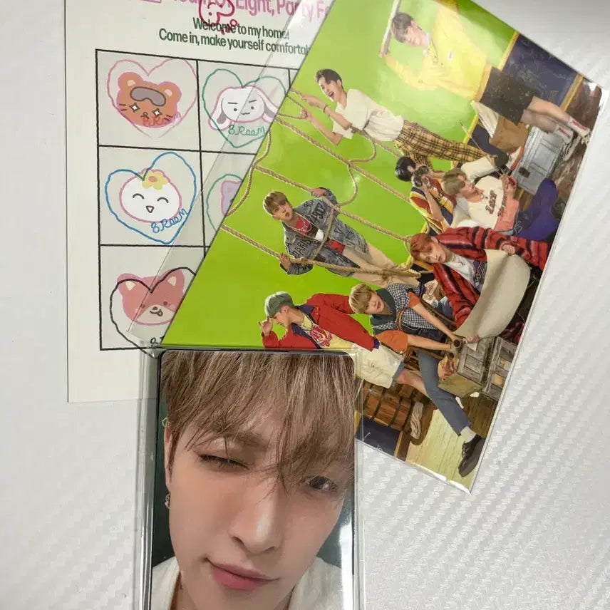 [BUNJANG] ATEEZ 8ROOM Pop-up Entry Photocard &amp; Postcard Bingo Set / 에이티즈 팝업 에잇룸 입장 포카 엽서 빙고판
