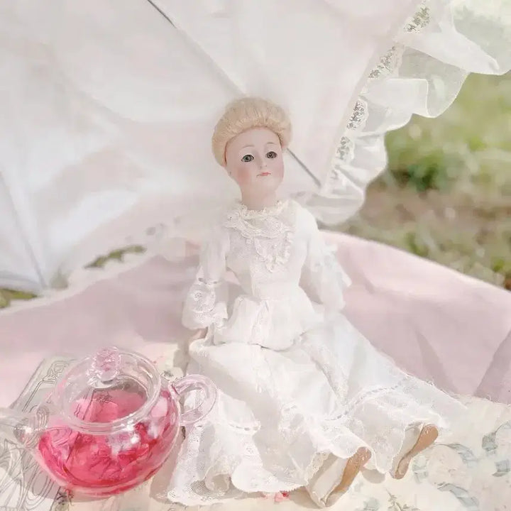 [BUNJANG] Antique Bisque Doll French Normandy Dress / 앤틱돌 / 엔틱 인형 / 비스크돌