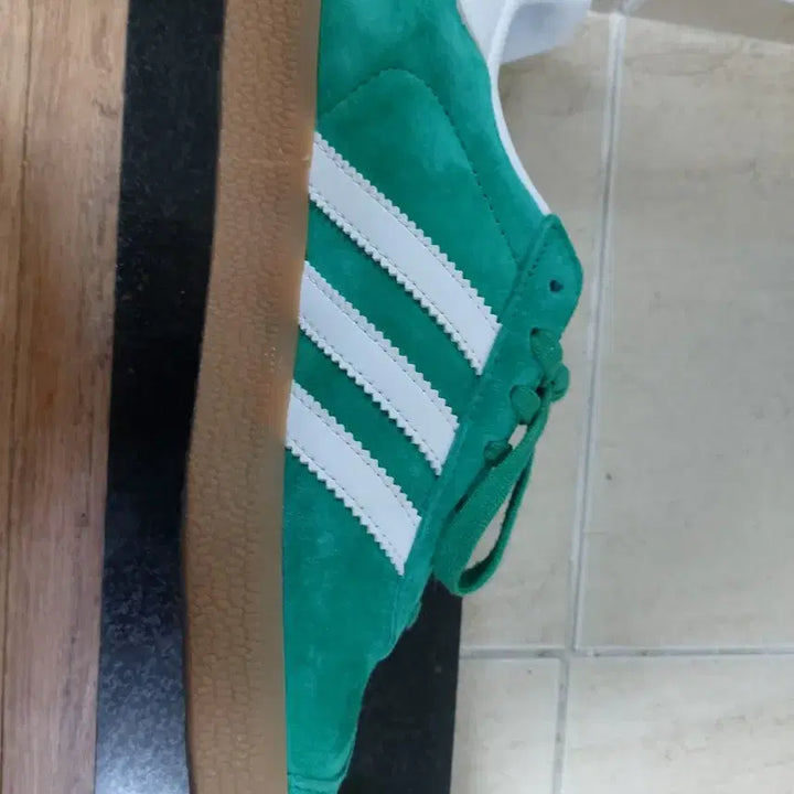[BUNJANG] Adidas Gazelle Indoor Court Green Cloud White / 아디다스 가젤 코트 그린 클라우드 화이트 235