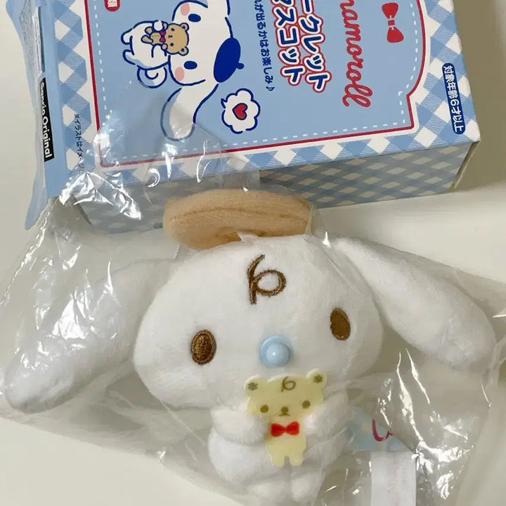 [SOLD OUT] 미개봉) 시나모롤 곰과함께 밀크 마스코트
