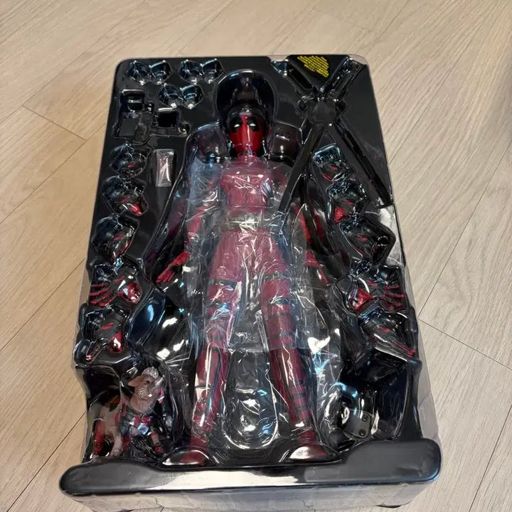 [BUNJANG] Hot Toys Lady Deadpool MMS747 / 핫토이 레이디풀 mms747