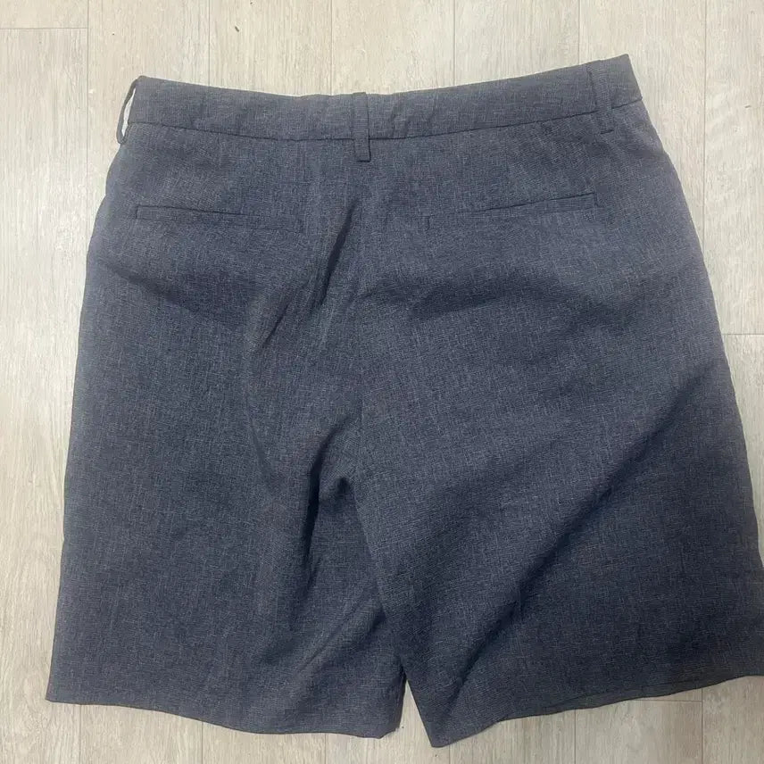 [BUNJANG] The Knit Company Coolmax Stretch Half Pants - Light Grey (Size 32) / 더니트컴퍼니 쿨맥스 스트레치 하프슬랙스 [라이트그레이] 32사이즈