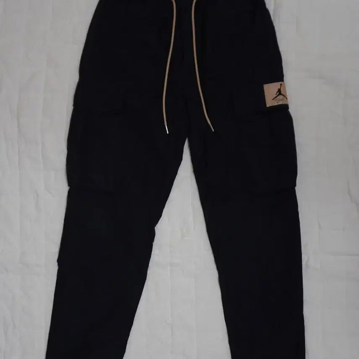 [BUNJANG] Nike Jordan Flight Heritage Cargo Pants / 조던 나이키 플라이트 헤리티지 카고 팬츠