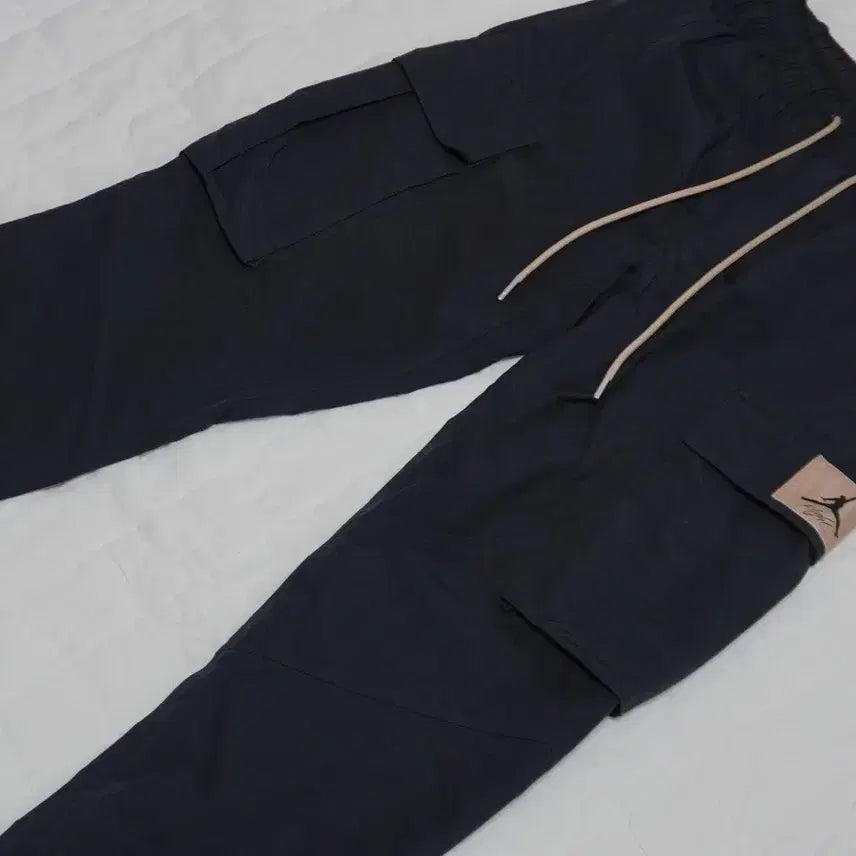 [BUNJANG] Nike Jordan Flight Heritage Cargo Pants / 조던 나이키 플라이트 헤리티지 카고 팬츠