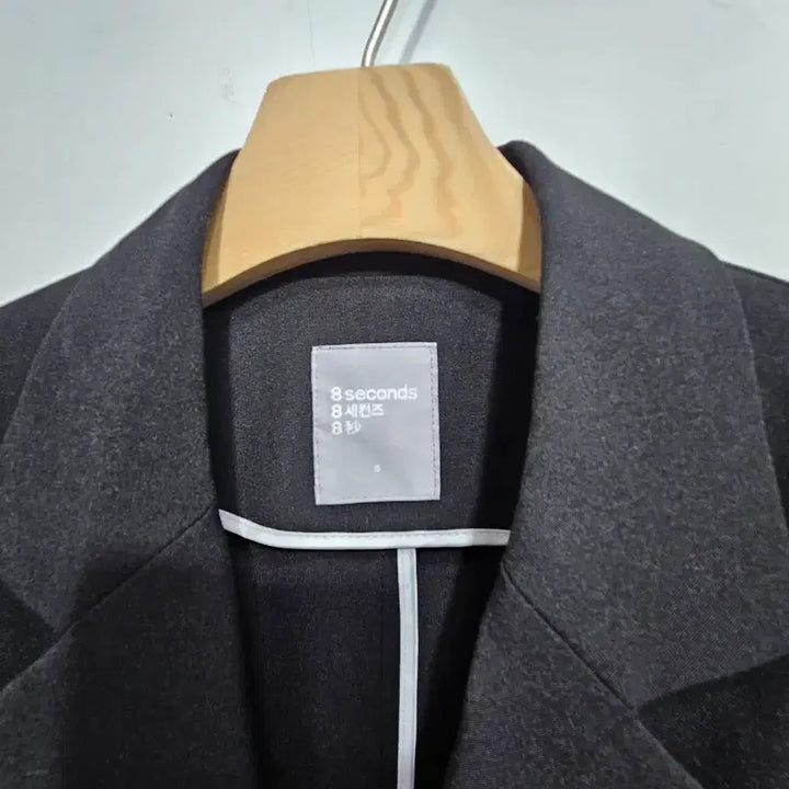 [BUNJANG] 8Seconds One-Button Cropped Blazer (Black, Size S) / 에잇세컨즈 원버튼 크롭 블레이저 S