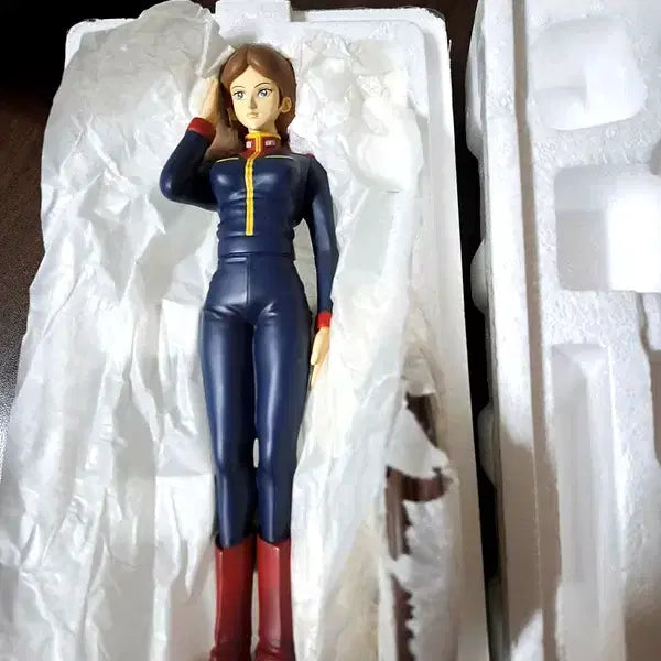 [BUNJANG] Zeta Gundam Emma Sheen Polystone Figure 1/7 Scale / Z건담 에마 신 폴리스톤 피규어 1/7 팝니다