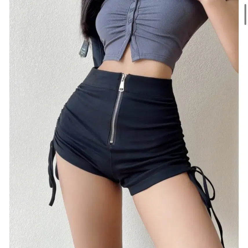 [BUNJANG] High-Waist Shirred Shorts with Front Zipper / 앞지퍼 하이웨스트 셔링 반바지