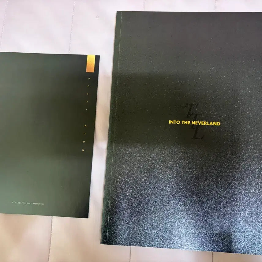 [BUNJANG] BTS V Old Photobook Bundle Set / 방탄소년단 뷔 옛날 화보집