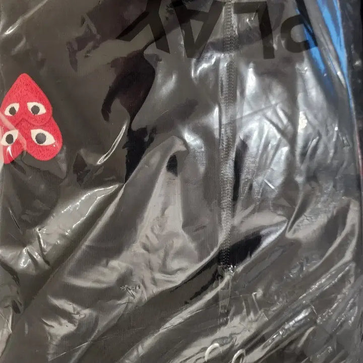 [SOLD OUT] 정품보장개당가격 꼼데가르송 하트와펜 후드집업 블랙 105 xl s 사이즈