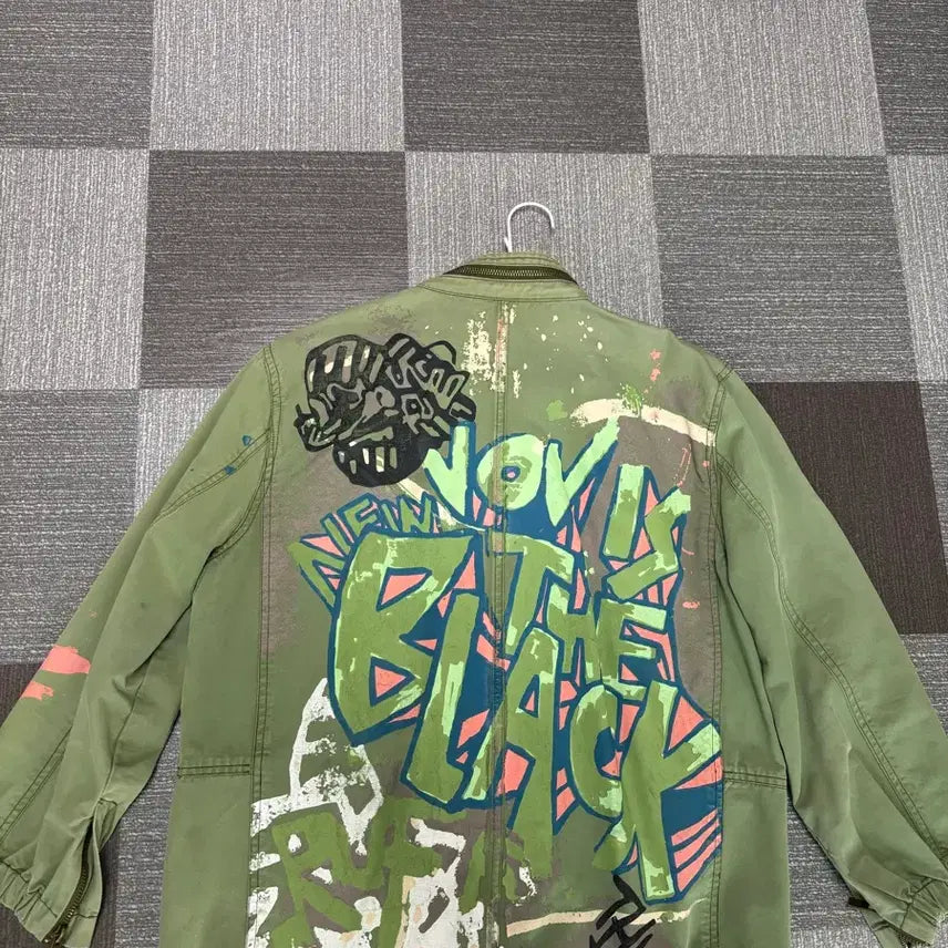 [BUNJANG] Vintage Painted Khaki Field Jacket / 빈티지 페인팅 카키 야상 자켓 5.5