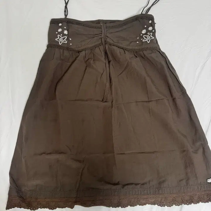 [BUNJANG] Koisea Solar Stitch Mini Dress Brown / 코이세이오 SOLAR STITCH MINI DRESS BROWN