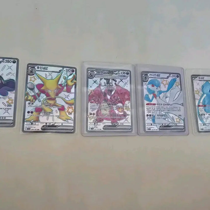 [BUNJANG] Pokemon Cards Charizard &amp; Mew (Includes SSR) - Set of 5 / 포켓몬카드 리자몽,뮤 ssr포함5종 팔아요