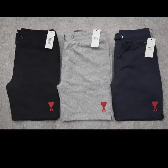 [BUNJANG] Ami Ami Heart Logo Cotton Shorts / 아미 하트 로고 반바지