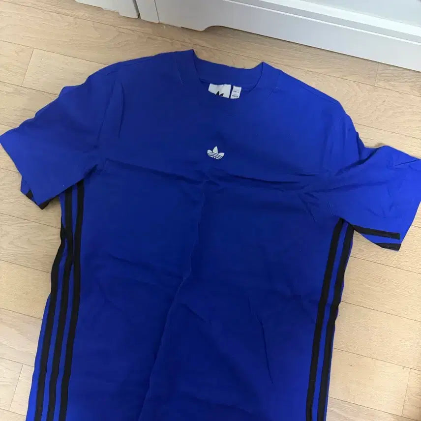 [BUNJANG] Adidas Short Sleeve T-Shirt Size M / 아디다스 반팔 M 사이즈