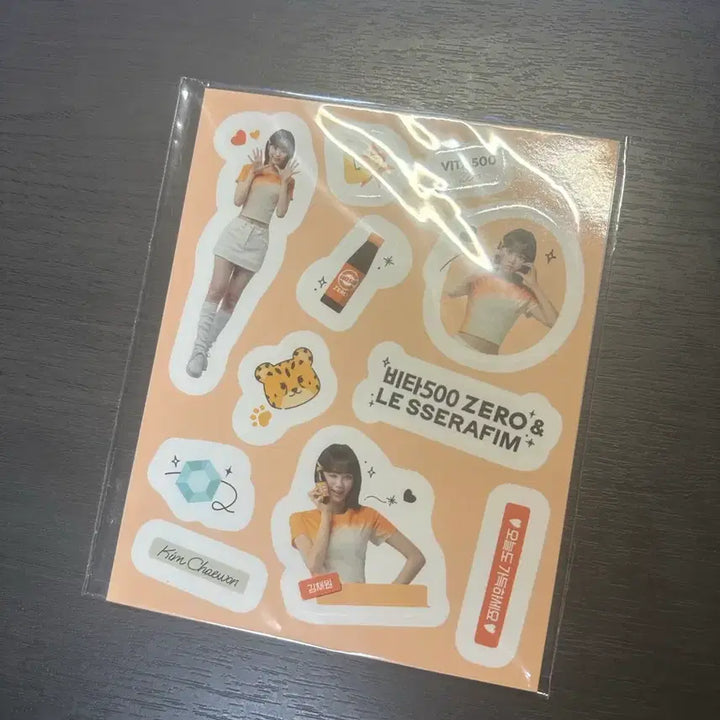 [BUNJANG] LE SSERAFIM Vitab500 Zero Sticker + Photocard Set / 르세라핌 비타500 제로 스티커 + 포카 세트