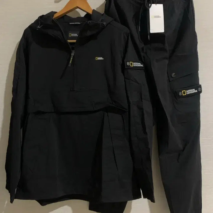 [BUNJANG] National Geographic Windbreaker Tracksuit Set XXL / 새상품 내셔널지오그래픽 바람막이세트 XXL 조거 트레이닝복세트 110