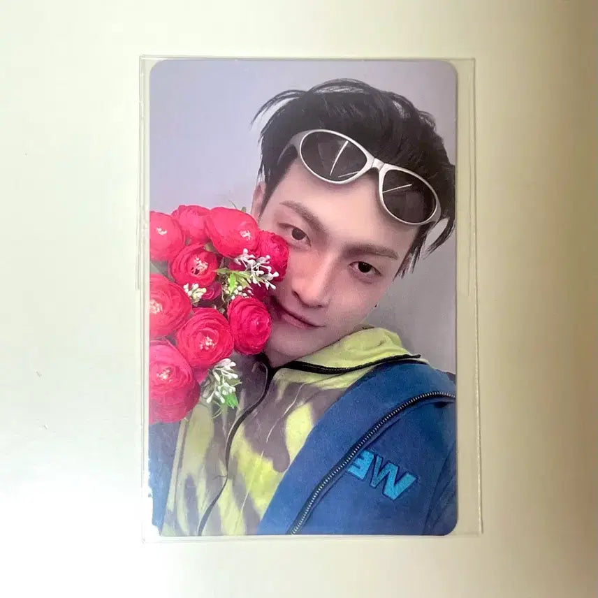 [BUNJANG] ATEEZ ATEEZ Hongjoong Lucky Draw Photocard / 에이티즈 애니티즈 홍중 10만원 특전