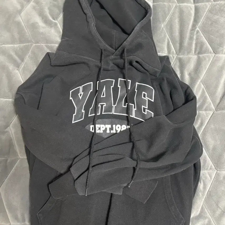 [BUNJANG] Yale Black Hoodie / 후드티