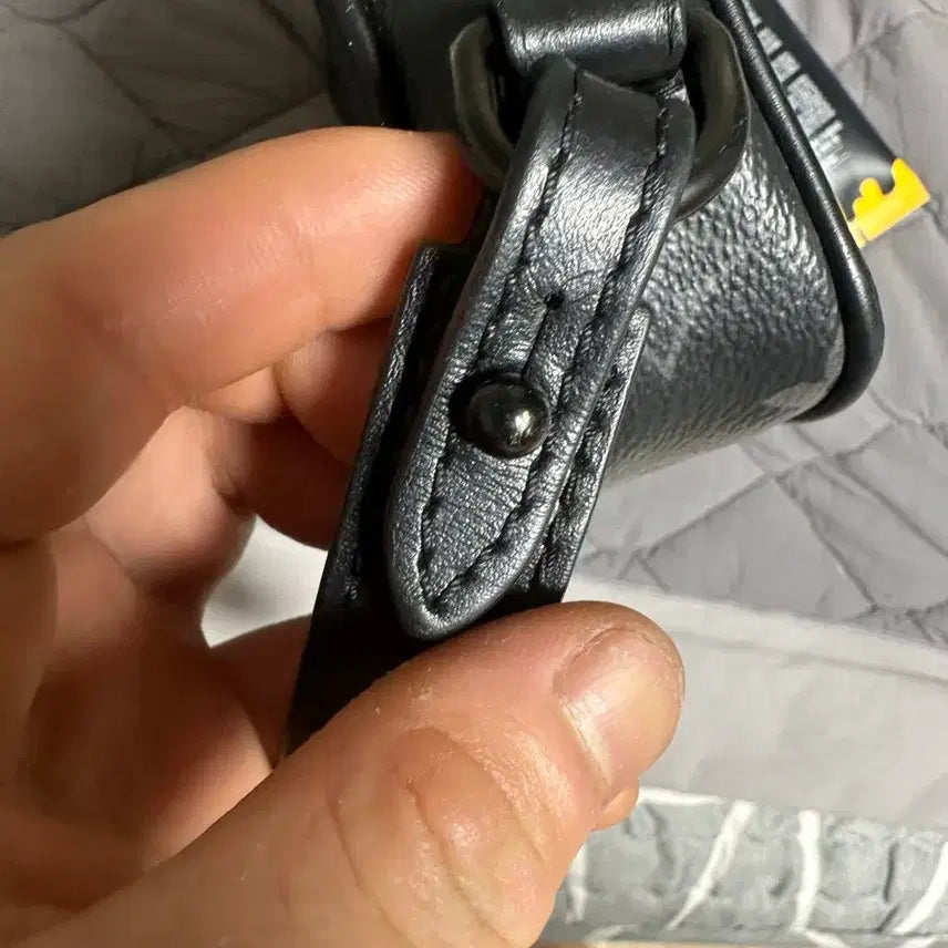 [BUNJANG] Louis Vuitton Pochette Volga Clutch Bag / 루이비통 포쉐트볼가