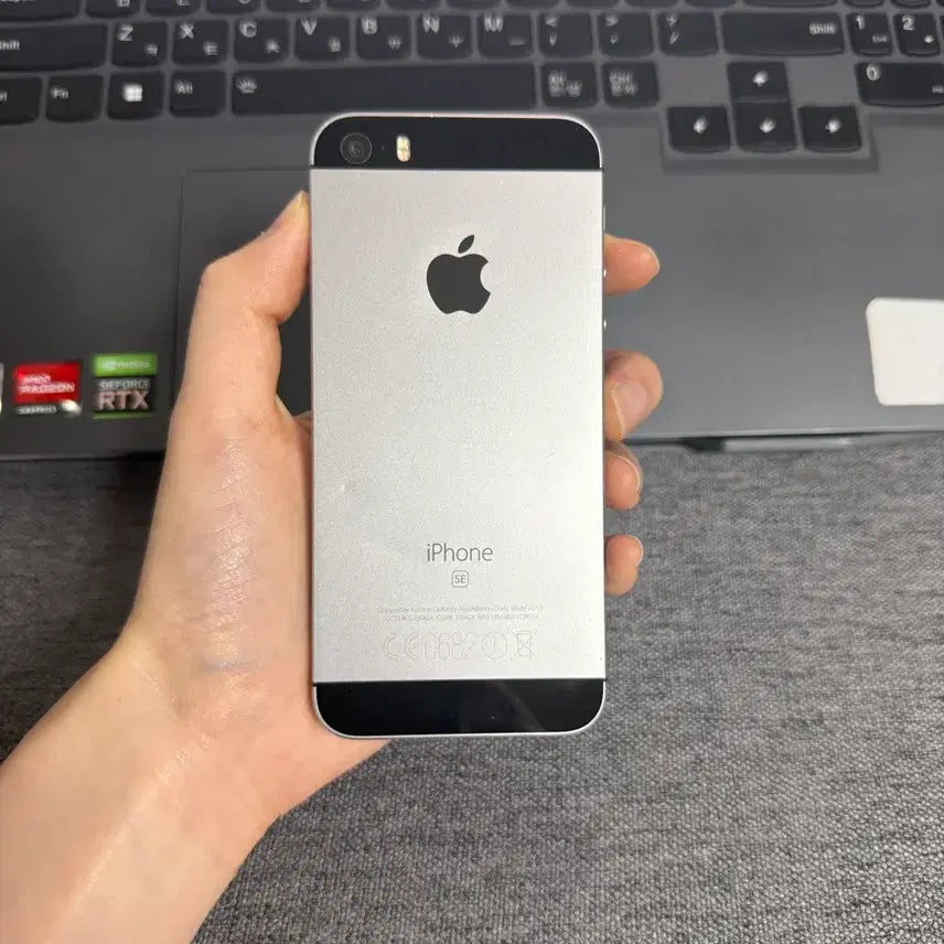 [BUNJANG] Apple iPhone SE 1st Gen 64GB Unlocked (Good Condition) / E34 a급 아이폰SE1 64기가 무음
