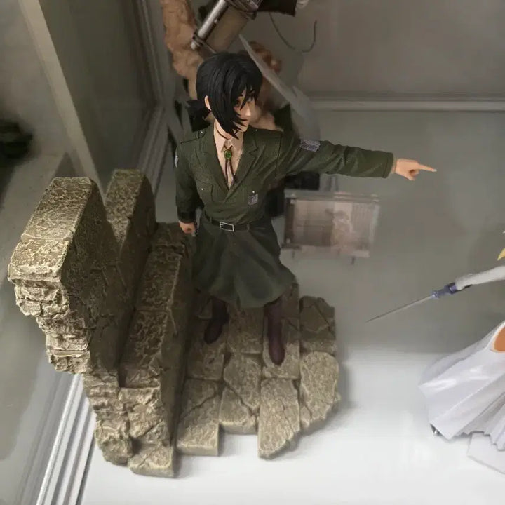 [BUNJANG] JC Attack on Titan Eren Yeager Finger Resin Figure / jc 피크 핑거 판매합니다