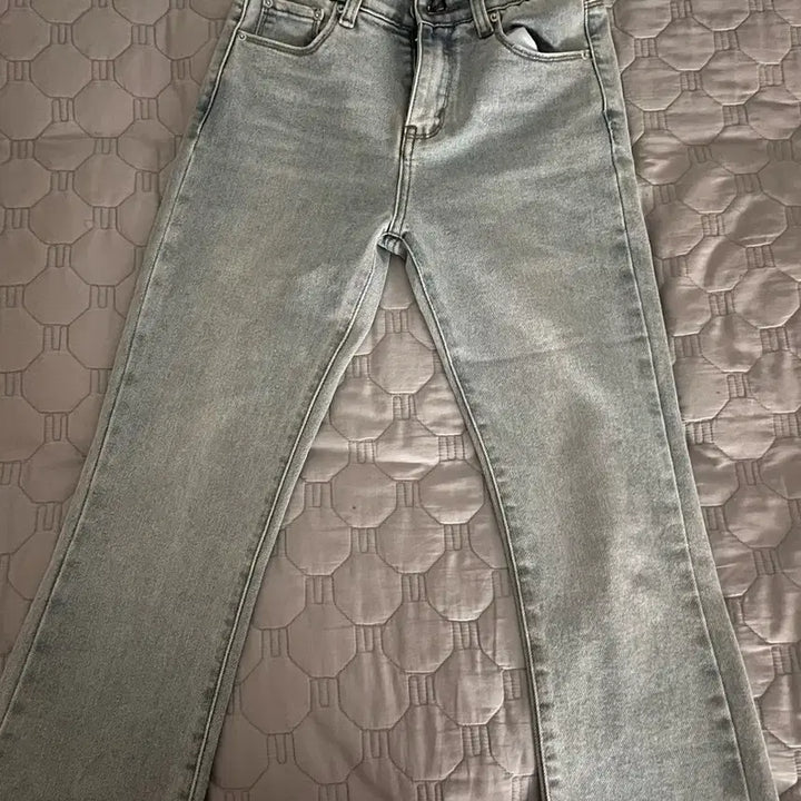 [BUNJANG] Light Wash Denim Bootcut Jeans / (착용샷 포함) 연청 데님 부츠컷 청바지