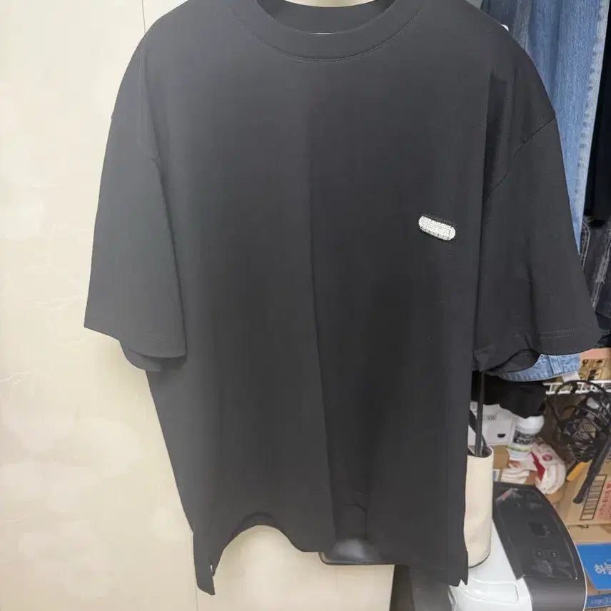 [BUNJANG] Solid Homme 26SS Back Logo Short Sleeve T-Shirt / 솔리드옴므 26ss 백로고 숏슬리브 티셔츠