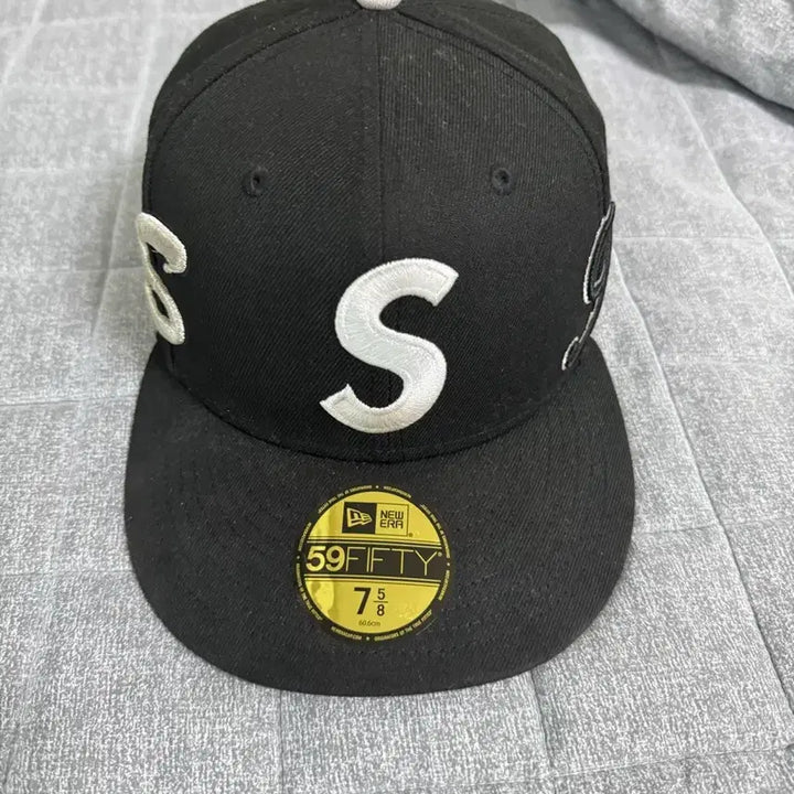 [BUNJANG] New Era Supreme Multi S Logo Cap 7 5/8 / 뉴에라 슈프림 멀티 S로고 758