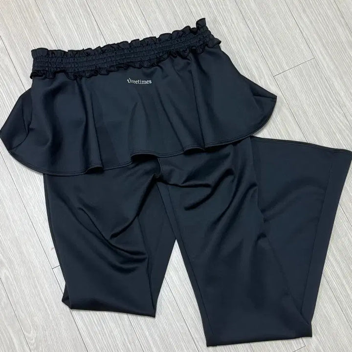 [BUNJANG] 3times Petite Flare Pants / 쓰리타임즈 플레어 팬츠 petite flare pants