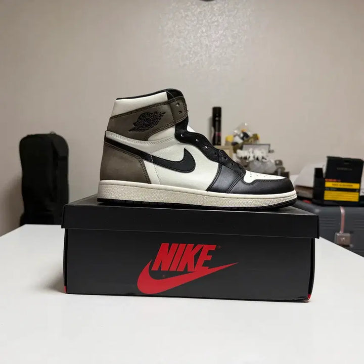 [BUNJANG] Jordan 1 Retro High OG Black Mocha Men&
