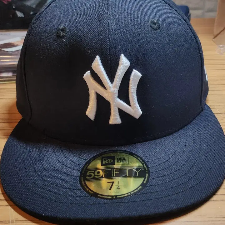 [BUNJANG] New Era 59FIFTY Embroidered Patch Hat 7 1/4 / 뉴에라 59fifty 자수 패치 7 1/4 라이즈 소희