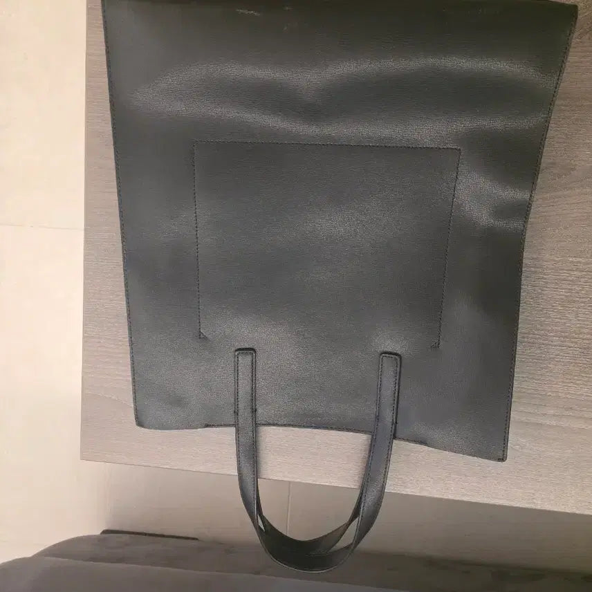 [BUNJANG] JILLSTUART Black Leather Tote Bag / 질스튜어트 블랙 레더 토트백
