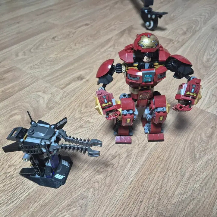 [BUNJANG] LEGO 76104 Hulkbuster Smash-Up / 레고 76104 헐크버스터 스매쉬업