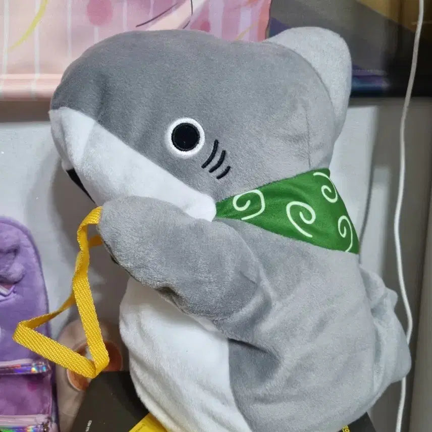[BUNJANG] Baby Shark Character Plush Bag / 외출하는 아기 상어 오데카케 코사메 상어 인형 가방