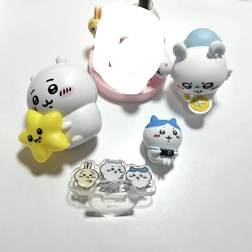 [BUNJANG] Chiikawa "Cheeky Cute" Figure Gacha Bundle Set / 치이카와 먼작귀 피규어 가챠 일괄 세트