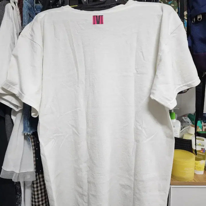 [BUNJANG] The Volunteers Official Merchandise T-Shirt (L) / The Volunteers 오피셜 굿즈 티셔츠