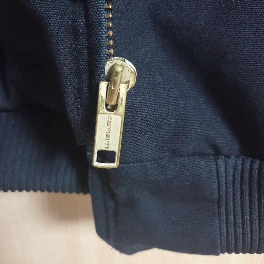 [BUNJANG] Carhartt J140 Duck Active Black Hooded Work Jacket L / 칼하트 J140 덕 액티브 블랙 후드 워크 자켓 재킷 L 사이즈