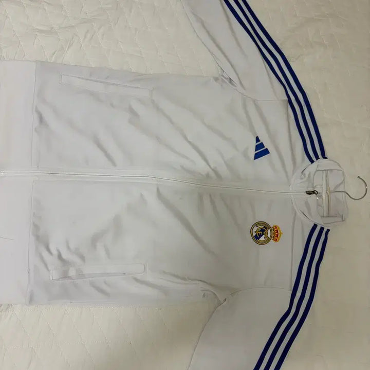 [BUNJANG] Adidas Real Madrid DNA Track Top White / 아디다스 레알마드리드 DNA 트랙탑 화이트