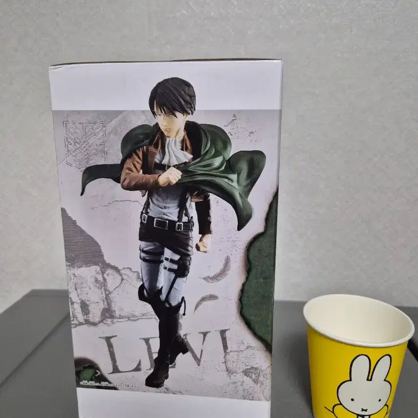 [BUNJANG] Bandai Attack on Titan Levi Grandista Figure / 반다이 진격의 거인 리바이 Grandista 피규어
