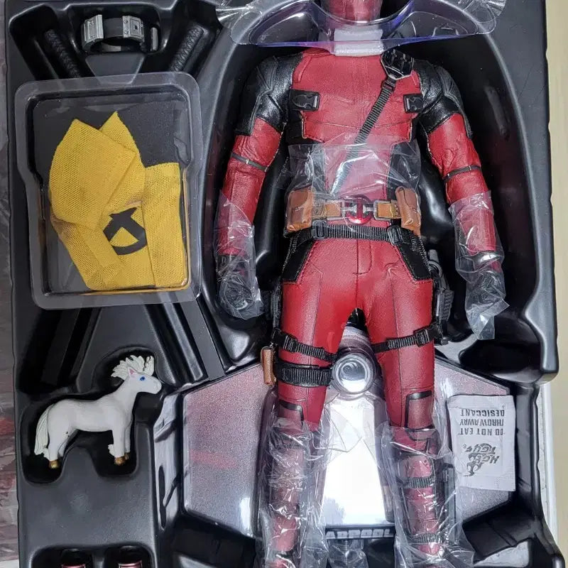 [BUNJANG] Hot Toys Deadpool 2 (MMS490) Action Figure / 핫토이 데드풀2(MMS490)